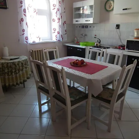 Apartment Sunbeam 3-bed In Erlau