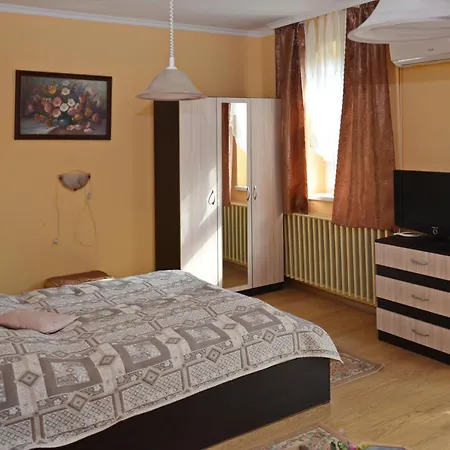 Sunbeam 3-bed In * Erlau